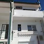 Pereira Πανσιόν *